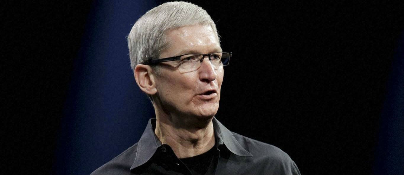 Jízda s jablkem. CEO Applu naznačil, že společnost vyvíjí vlastní samořídící elektromobil