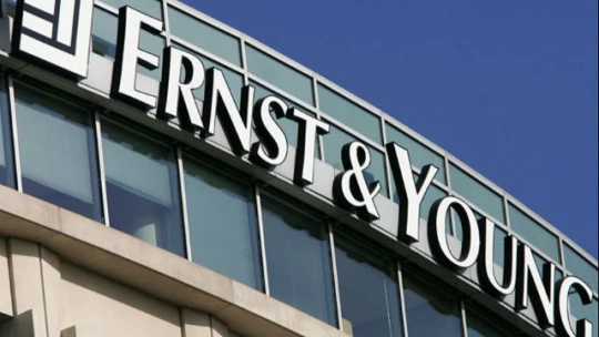 Ernst &#038; Young pracuje na svém rozdělení. Odtrhne audity od poradenství