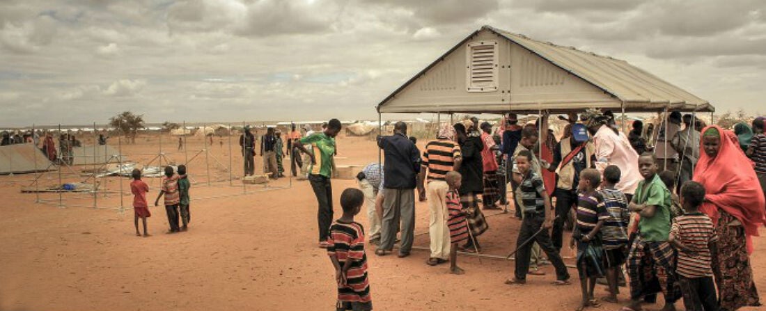 Stany v uprchlických táborech nahradí mobilní domky. Navrhla je IKEA