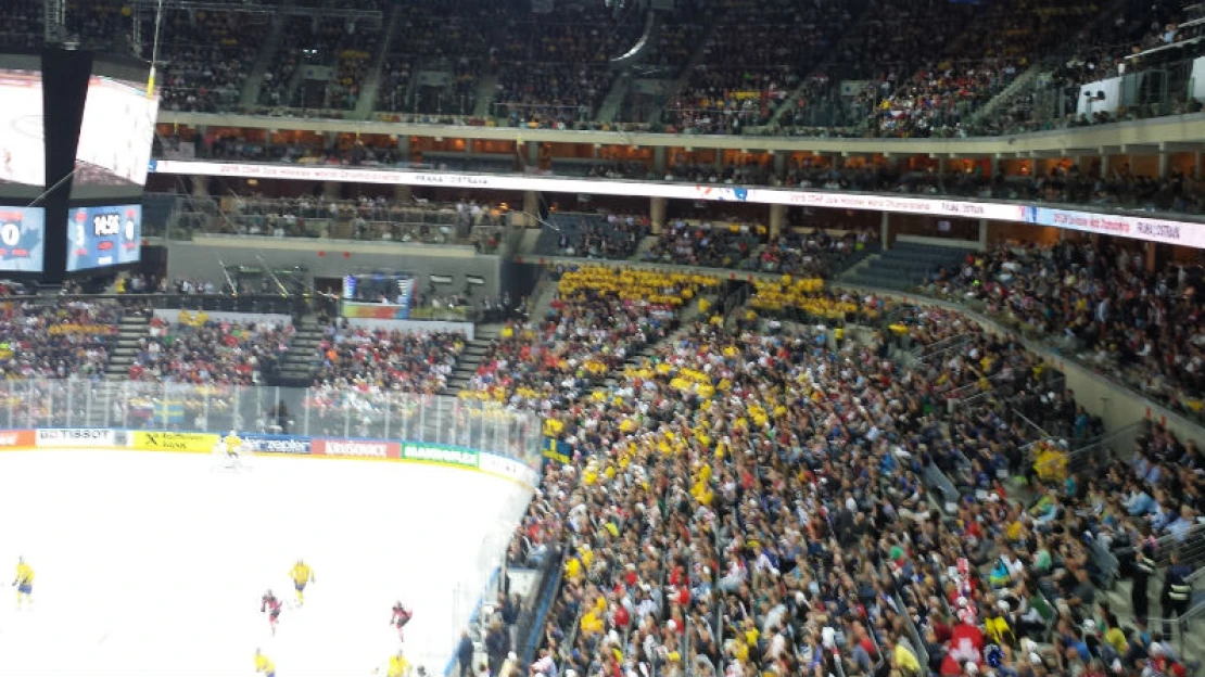 Hokejový šampionát vyprodal VIP místa v O2 areně. Pomohly čtyři vybourané skyboxy