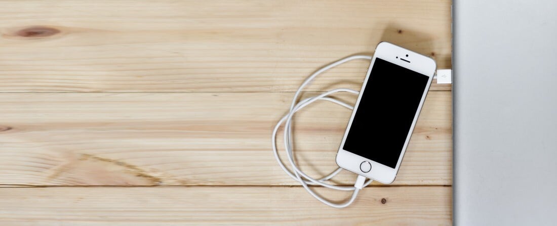 4 jednoduché kroky, jak zrychlit nabíjení vašeho iPhonu