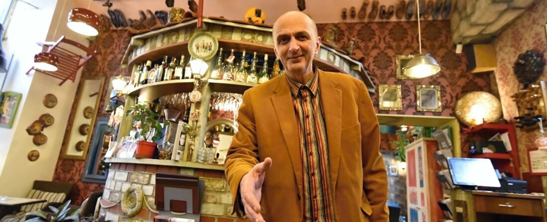 Češi mi zachránili život, říká srbský restauratér a mecenáš Veso Djorem