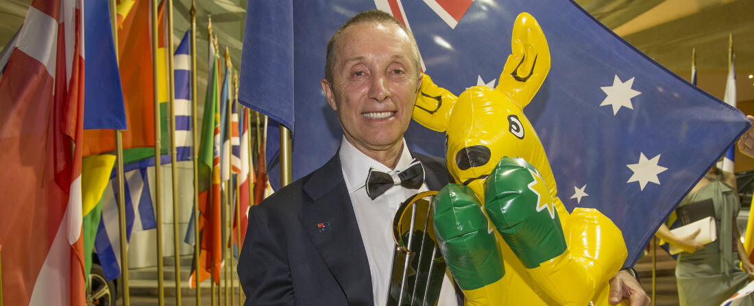 Australan s polskými kořeny je světovým podnikatelem roku. Jeho figurky Shopkins proslavilo YouTube