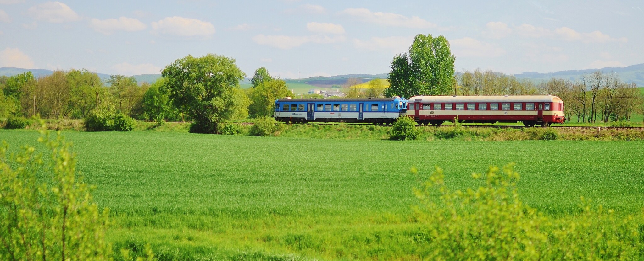 Jarní „šotoromantika“ aneb Nejlepší železniční výlety na prodloužený víkend