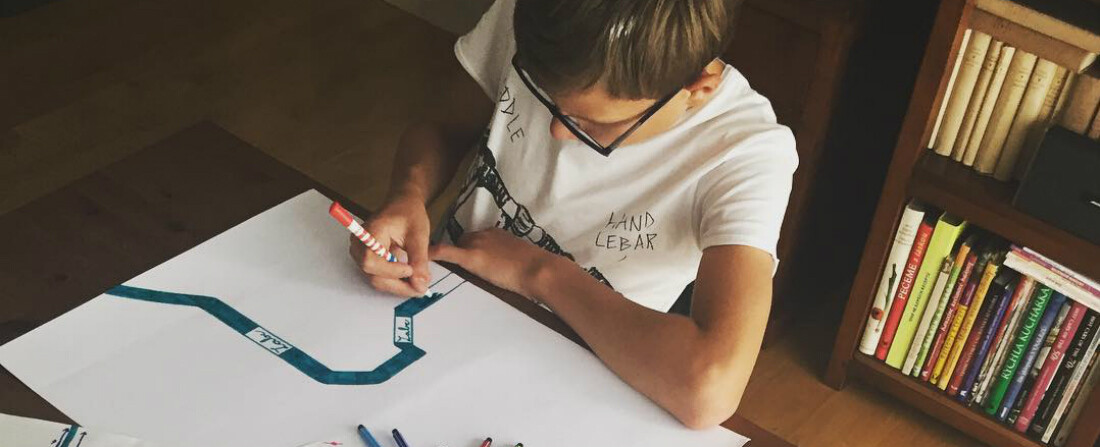 Třináctiletý český autista kreslí mapy, po nichž touží i zahraniční investoři