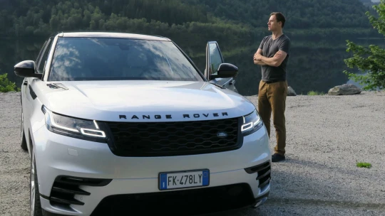 Laserem naváděná světla a&nbsp;algoritmus na kafe. To je hi-tech Range Rover Velar