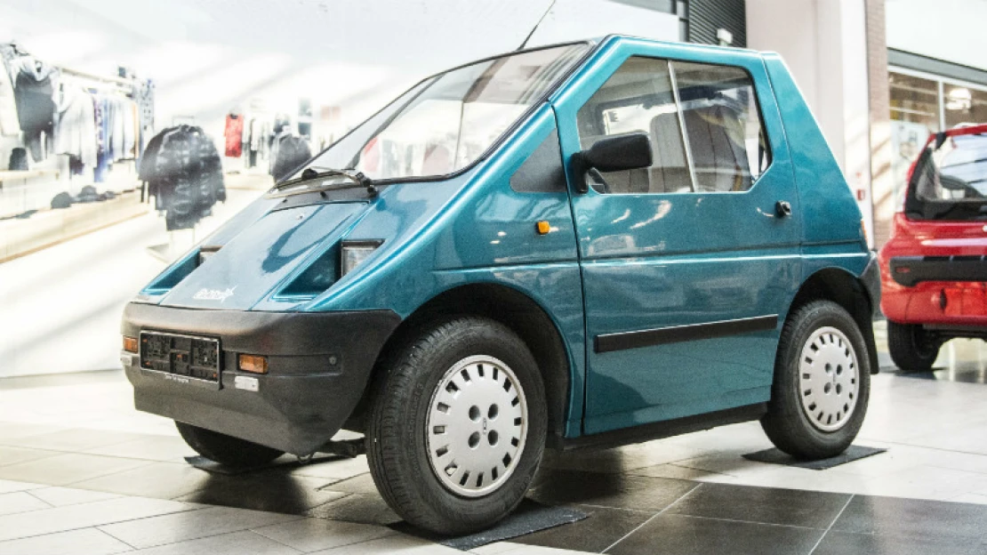 Výstava „divných“ elektrovozů: Škoda do zásuvky i trabant se startérem z MiG 21