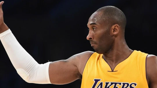 Kobe Bryant a&nbsp;jeho nová smeč. Malou investici proměnil na 200 milionů USD