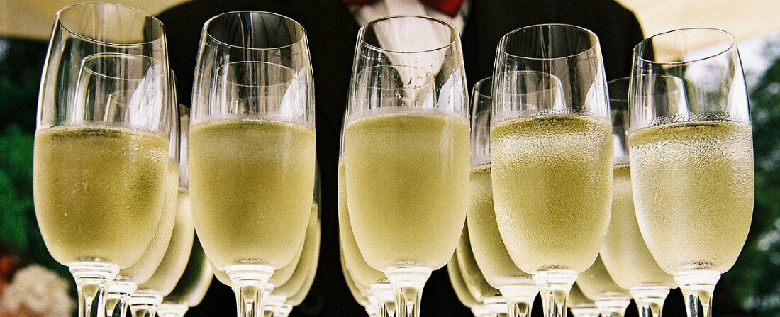 Na zdraví! 5 tipů na šampaňské pro váš novoroční přípitek