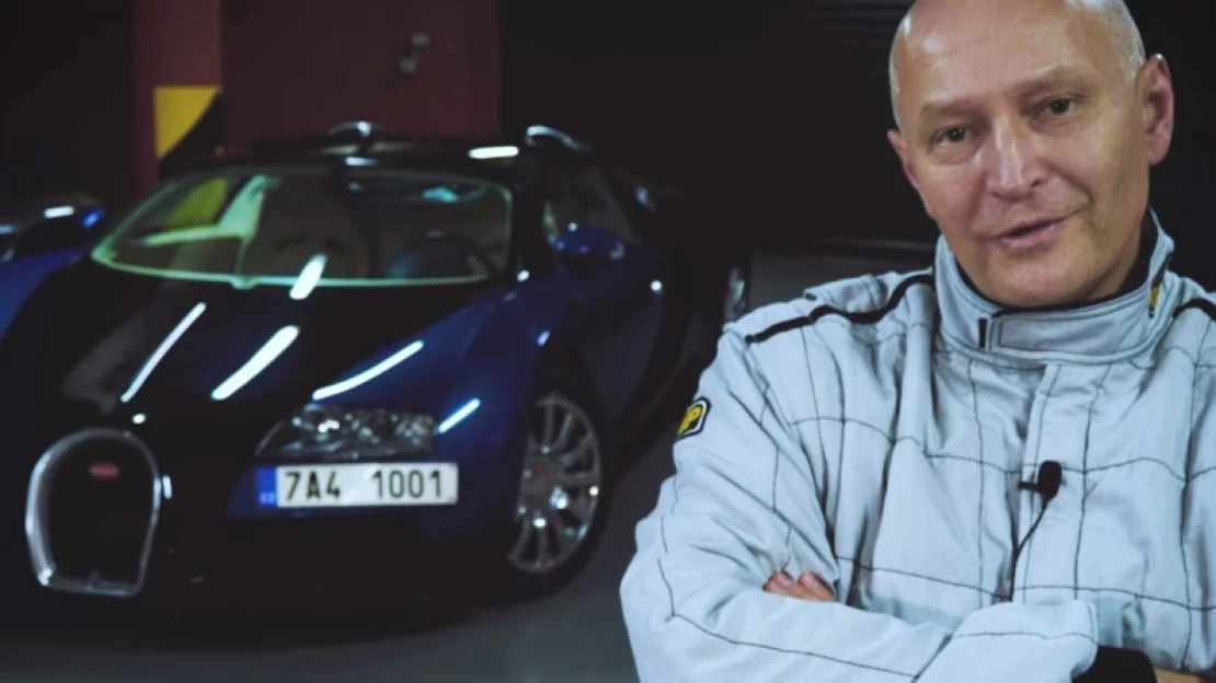 S Bugatti na dálnici. Jak miliardář Radim Passer pokořil 400 km/h