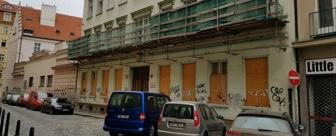 Exgumárník Němec vstupuje do realit, koupil blok domů v centru Prahy