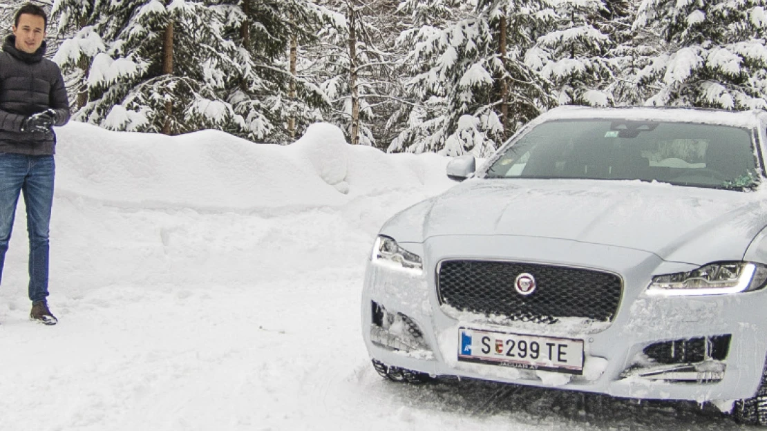 Jak se jezdí v britském kombíku, který si pořídí James Bond, až půjde do penze