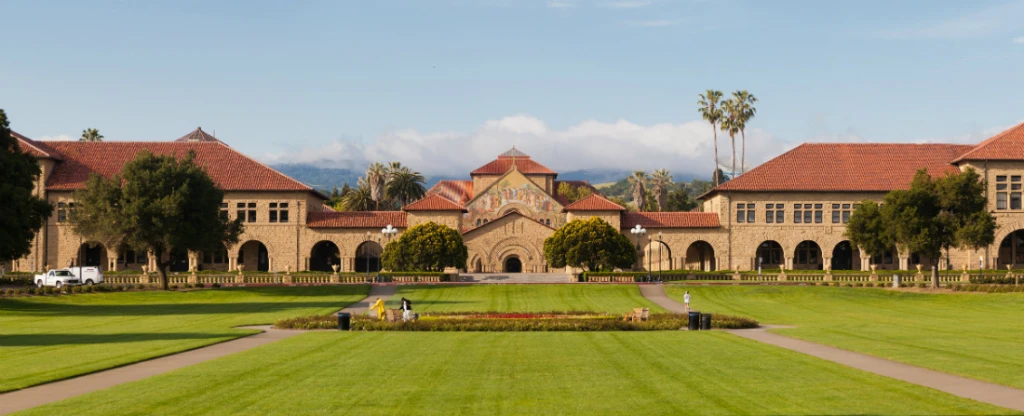 Stanford v&nbsp;Praze. Slavná univerzita přiveze svůj kurz poprvé do Evropy