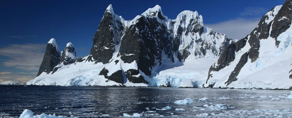 Antarktida, Bora Bora i&nbsp;Skotsko. 7 míst, kde najdete ty nejkrásnější pláže