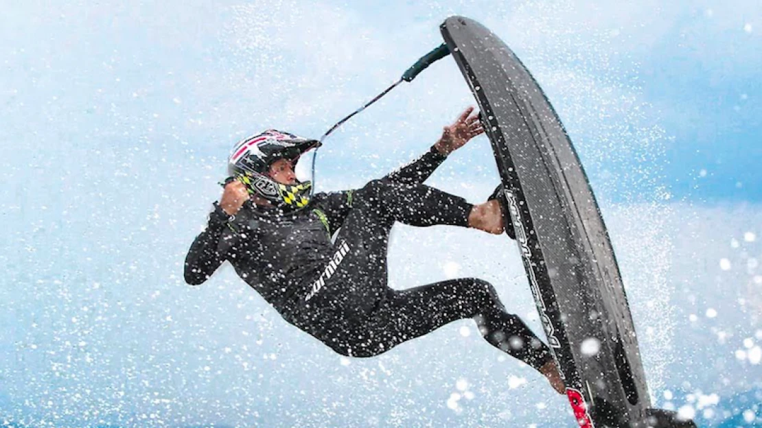 Fotbal, jetsurf a krkonošský očistec. Připravte otcům ten nejlepší den v roce