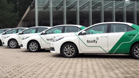 Nejsme jen taxi, vizí je řešit celkovou mobilitu, říká šéf českého Taxify