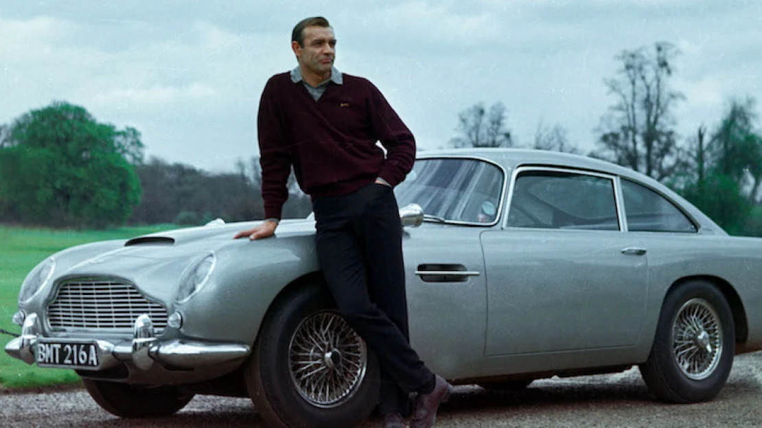 Být jako Bond. Aston Martin vrací na scénu agentův vůz DB5