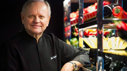 Zemřel šéfkuchař století a&nbsp;sběratel michelinských hvězd Joël Robuchon