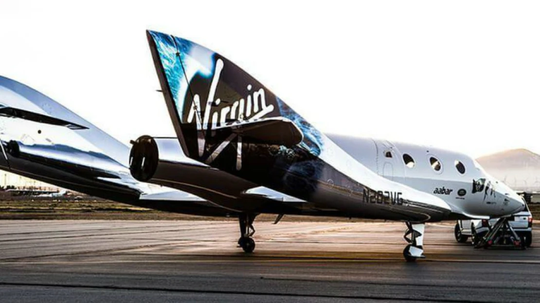 Vesmír se musí demokratizovat, říká šéf Virgin Galactic. Promluví o tom v Praze