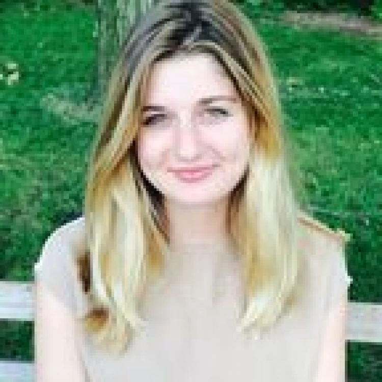 Chloe Sorvino's Profile Image