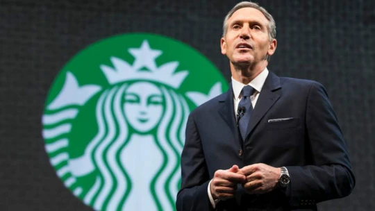 Návrat za dolar. Howard Schultz je zpátky ve Starbucks, chce bojovat s&nbsp;odbory