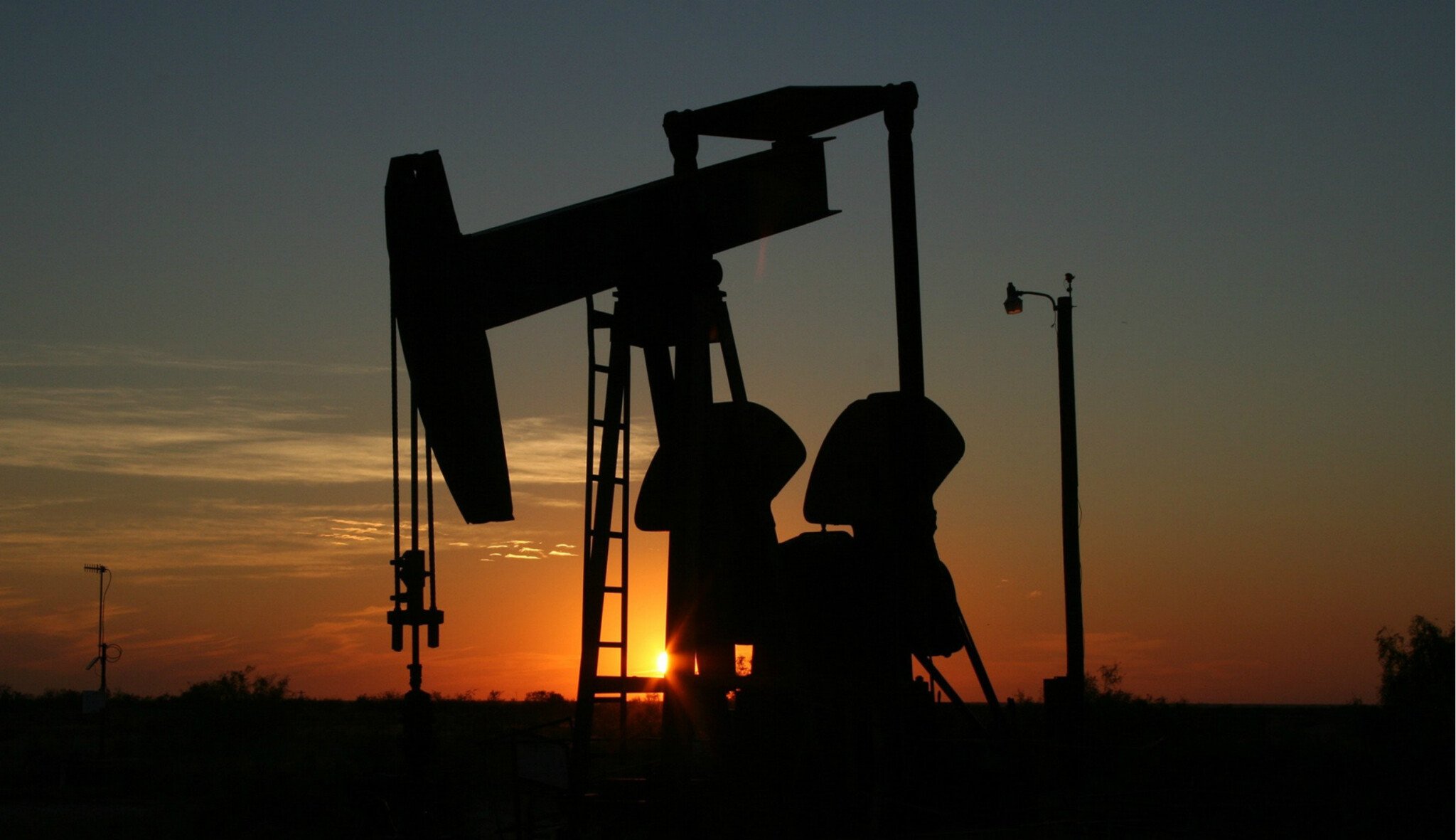 Cena ropy atakuje maximum z roku 2008. Vzhůru ji tlačí možný zákaz dovozu z Ruska