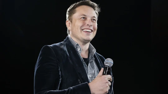 Elon Musk představil světu další ziskový kvartál. Tesla prodala třikrát více emisních odpustek