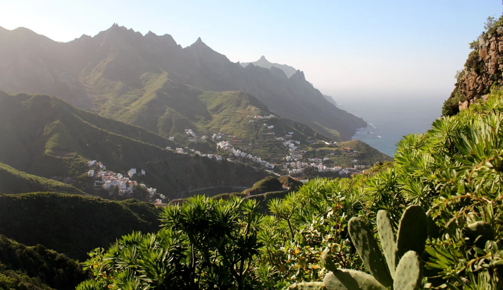 Zkraťte si čekání na jaro. Tenerife je ostrov pro dobrodruhy a&nbsp;milovníky hor