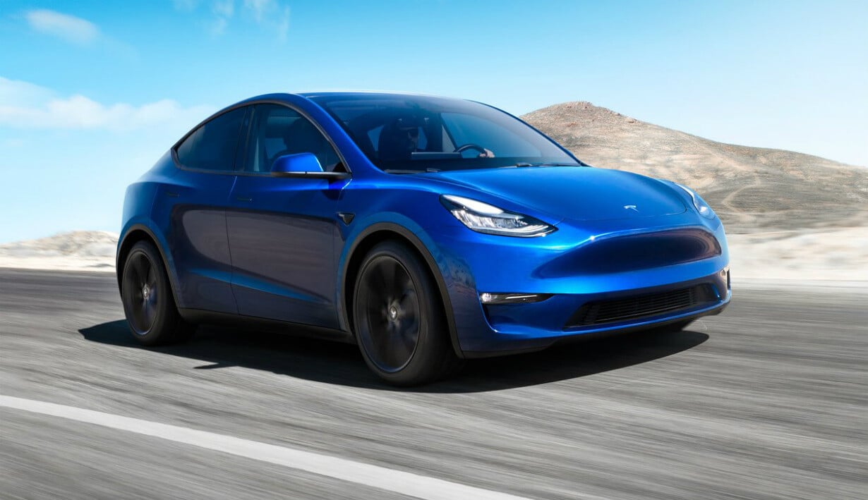 Tesla je S3XY. Elon Musk světu ukázal nový Model Y