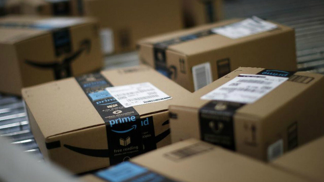 Tržní hodnota Amazonu poprvé překonala dva biliony dolarů. V čele stále Apple a Nvidia