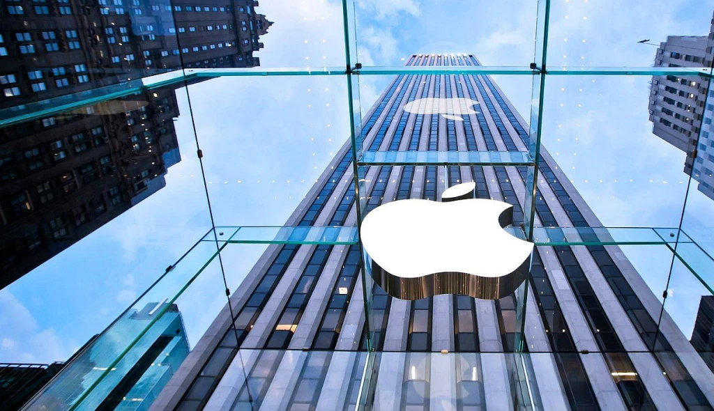 Apple má na triku další žalobu. Poplatky v&nbsp;App Storu brzdí inovace, tvrdí vývojáři