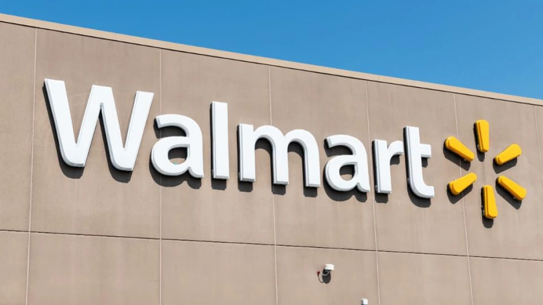 Walmart zvýšil čtvrtletní provozní zisk o 32 procent. Čeká další růst