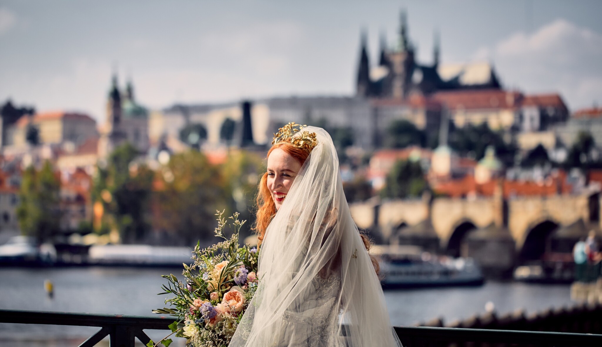 Cizinci chtějí svatbu v Praze.  Jezdí si pro bláznivá přání i symbolický obřad
