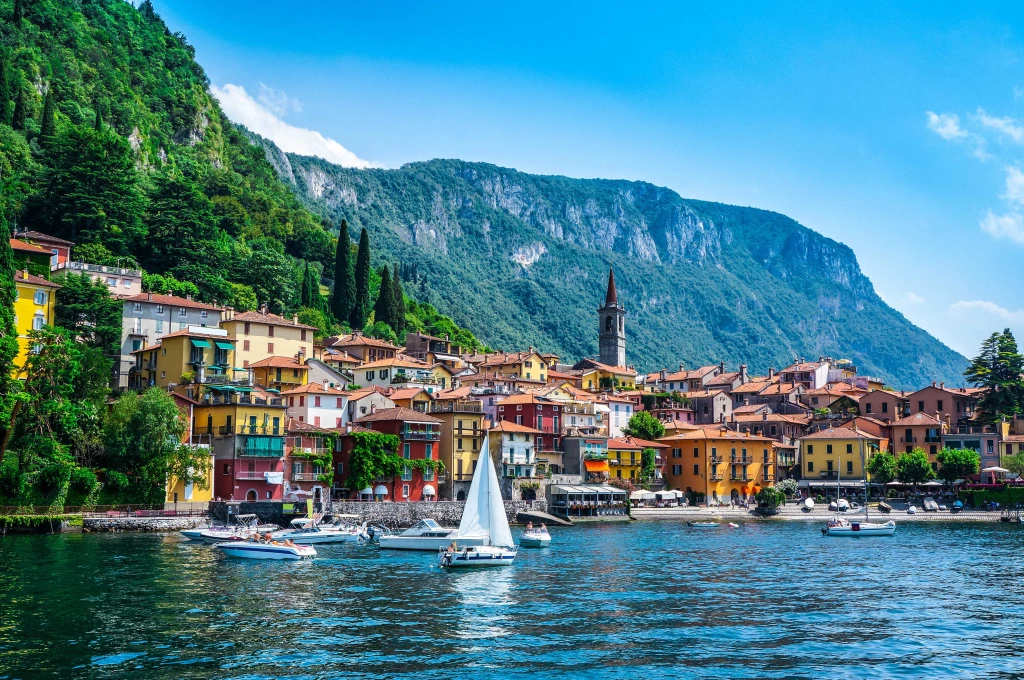 Pět italských jezerních měst, kam byste jednou za život měli jet