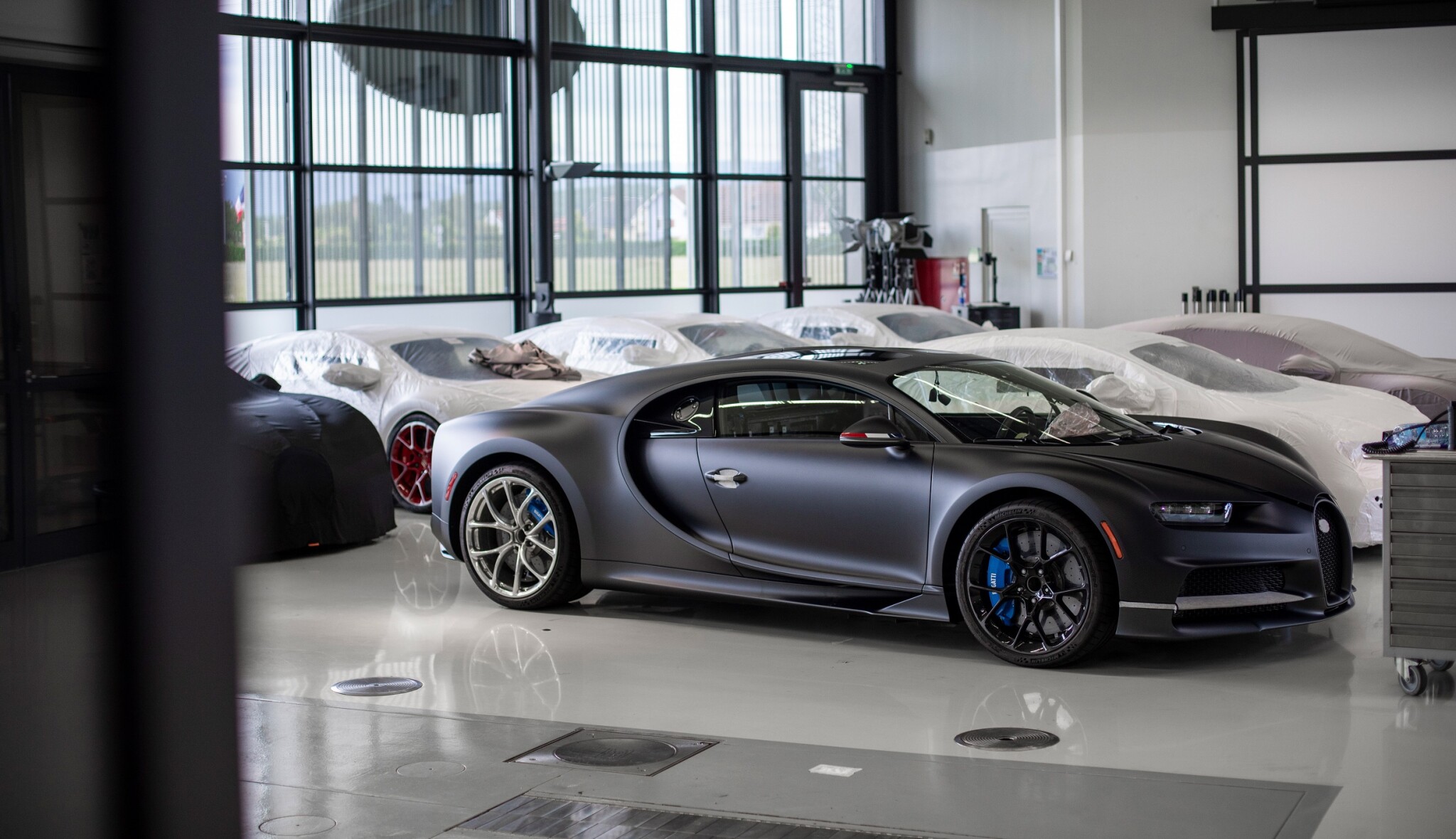 Bugatti vyrobilo už 200 chironů. Nejrychlejší auto světa jezdí i v Česku