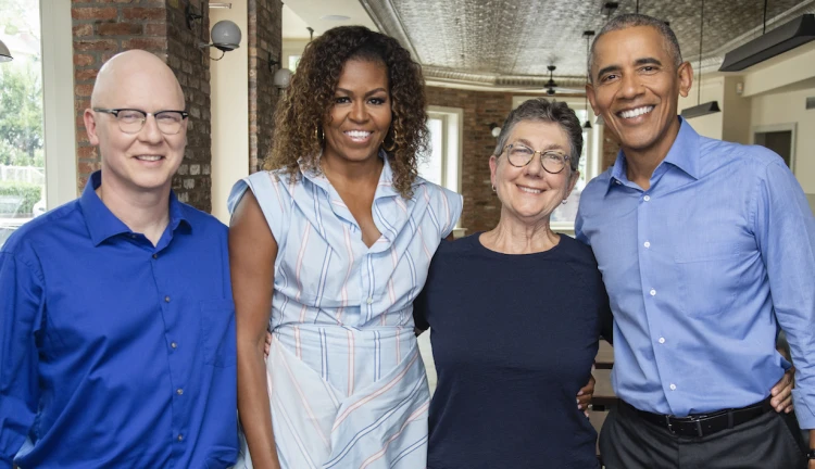 Obamovi s autory dokumentu American Factory