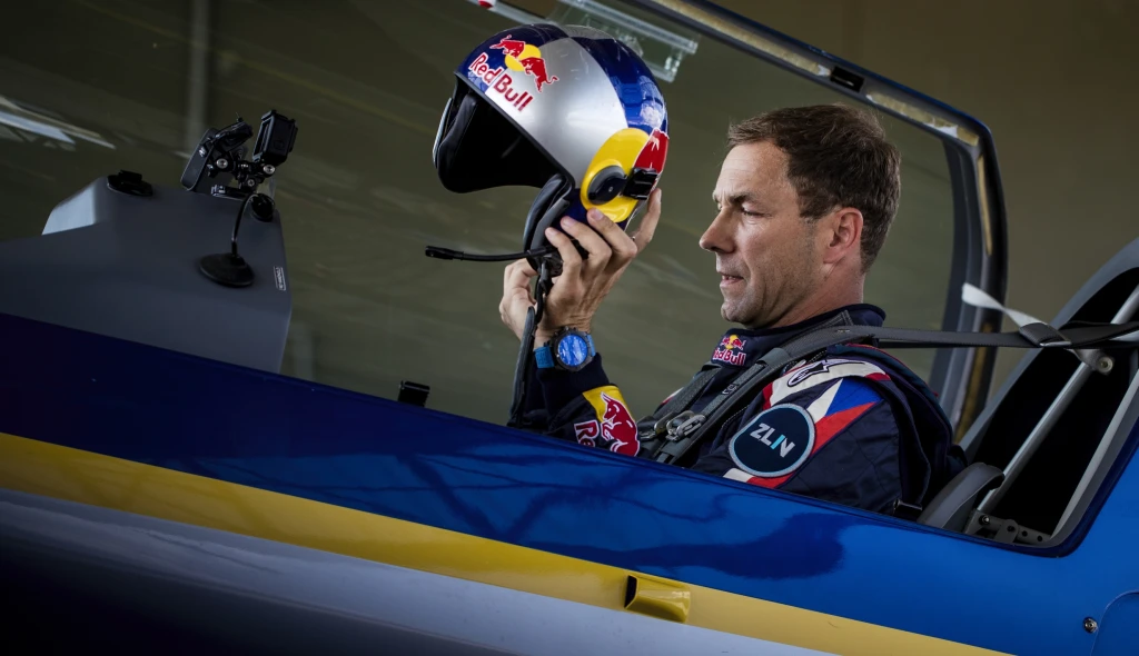 Závodem jsem žil, teď nezbývá než čekat, říká po&nbsp;konci Red Bull Air Race šampion Šonka