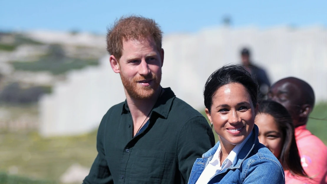 Forbes Royal: Harry a Meghan bojují s bulvárem, ale nemusí se jim to vyplatit