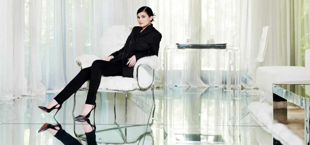 Nejmladší miliardářka světa Kylie Jenner spojí svou firmu s&nbsp;Coty. Za 600 milionů dolarů