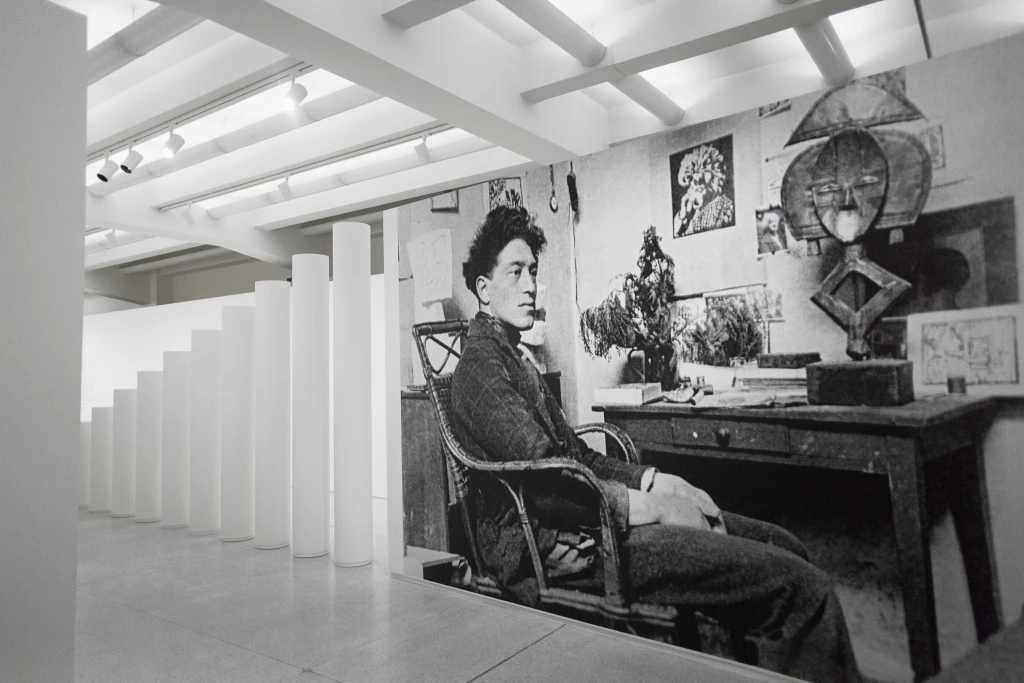 Giacometti v&nbsp;Národní galerii. Jak se dělá výstava soch za 15 miliard?