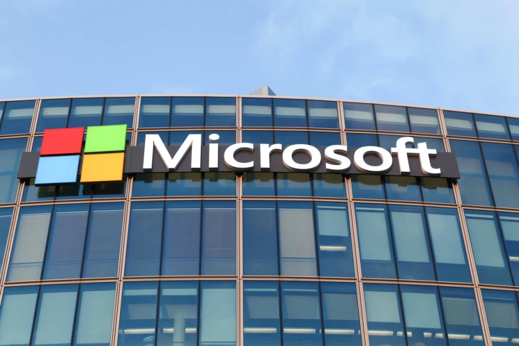 EU nadále plánuje žalobu proti Microsoftu. Viní firmu z&nbsp;narušení hospodářské soutěže