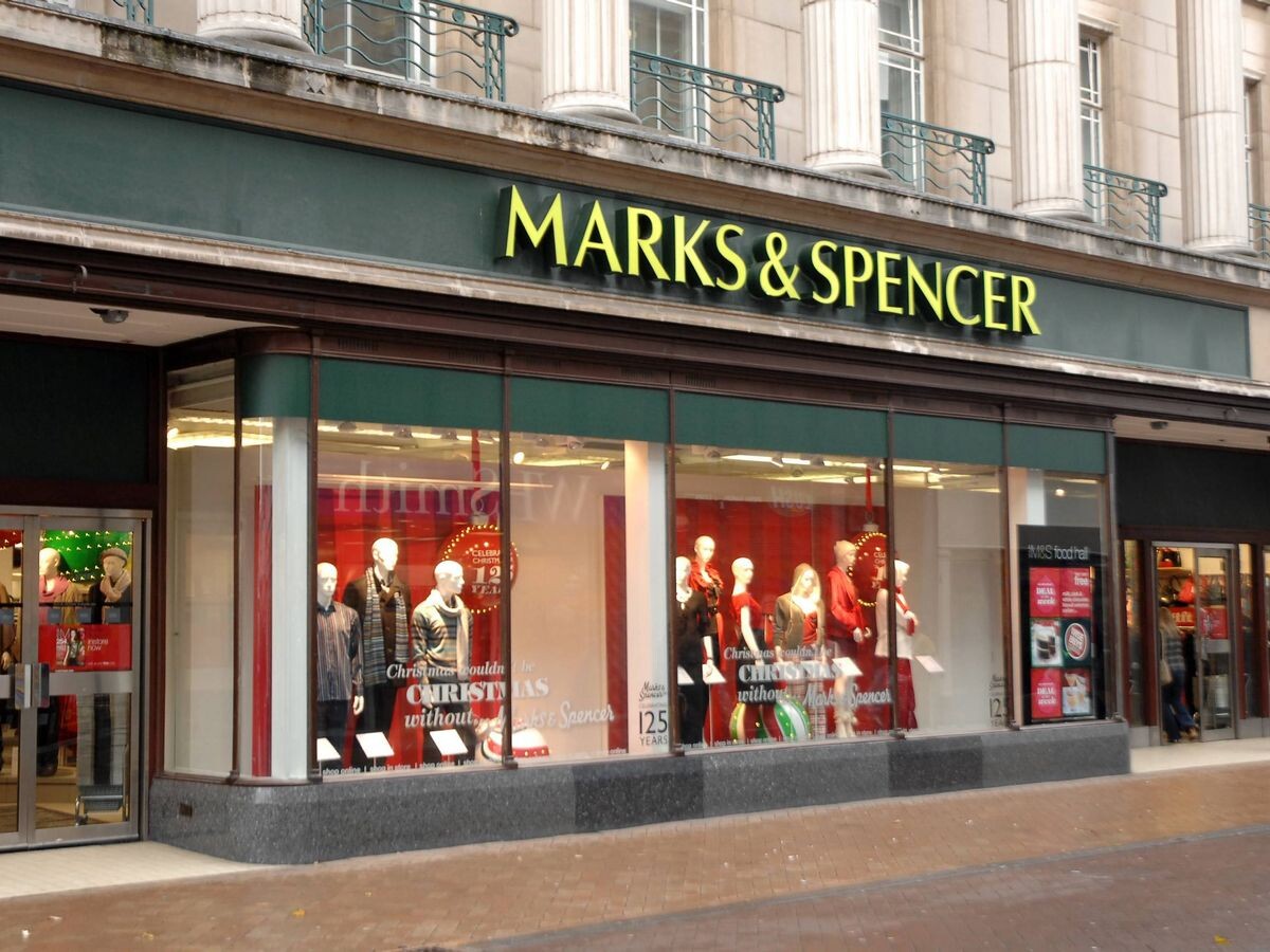Marks & Spencer ve Francii zavře polovinu poboček. Kvůli Brexitu se provoz nevyplatí