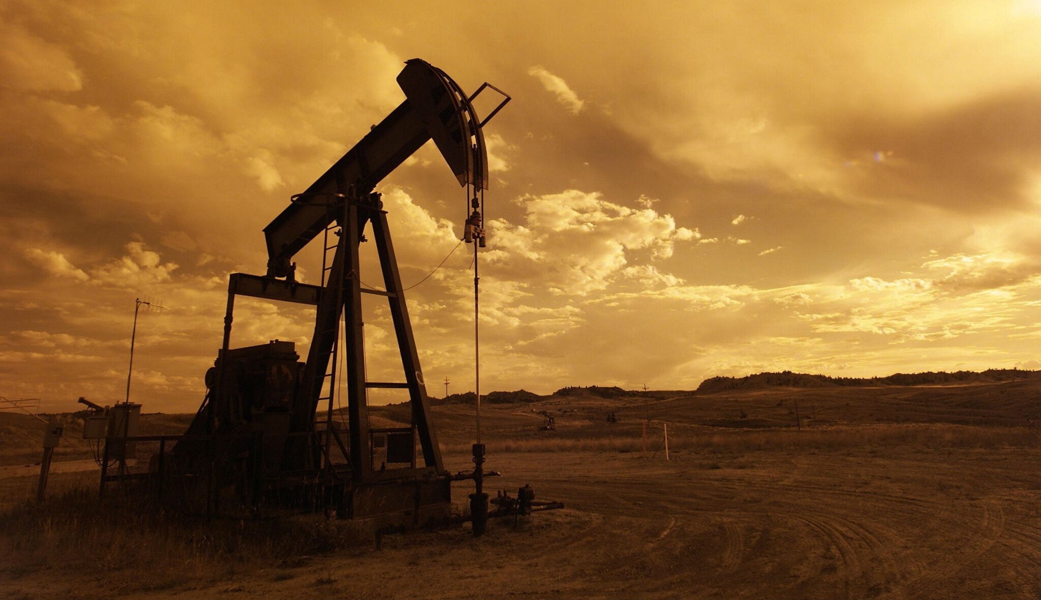 Skupina OPEC+ v únoru zvýší těžbu o dalších 400 tisíc barelů denně. Ceny ropy rostou