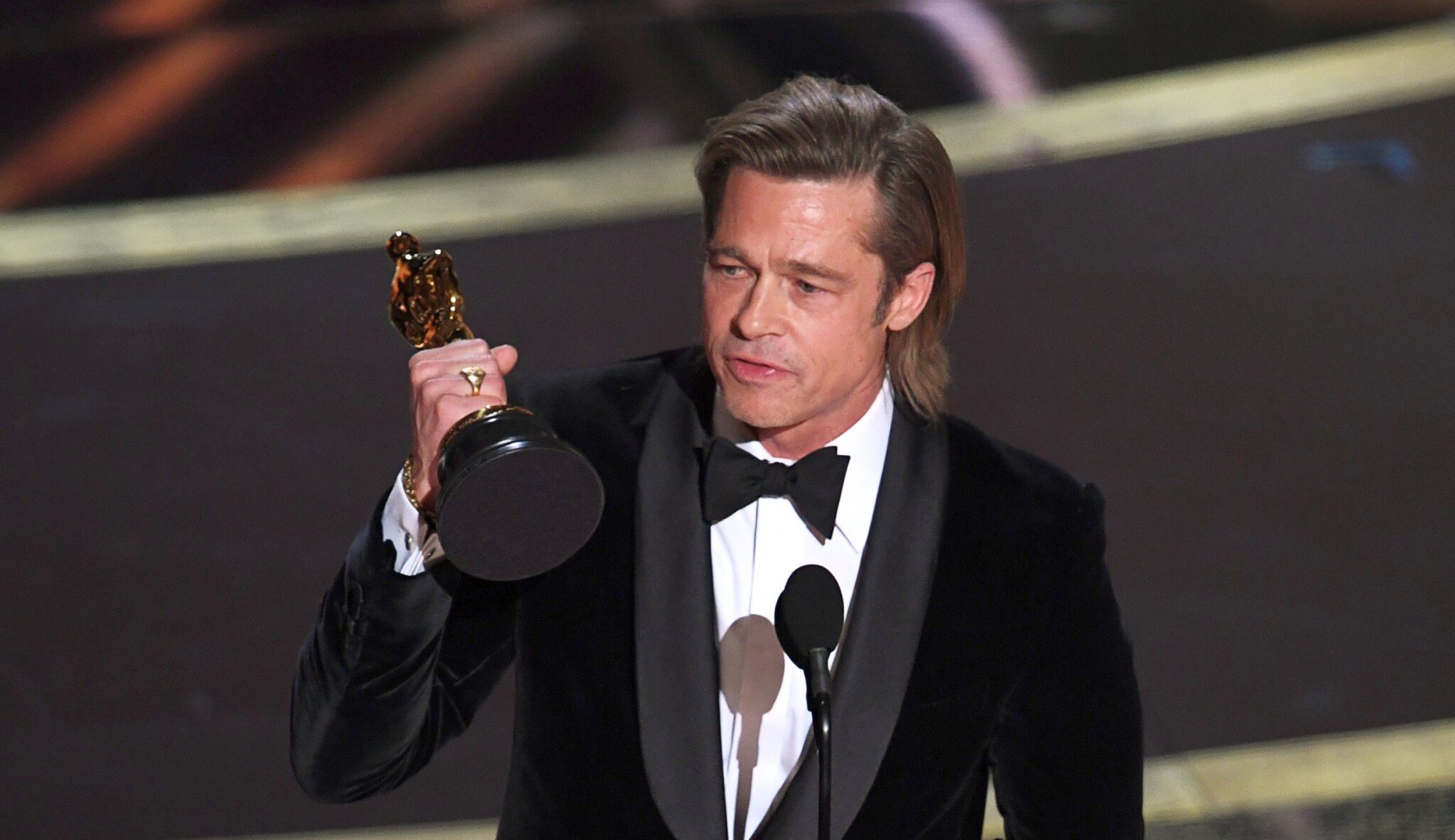 Pět okamžiků letošních Oscarů: Brad Pitt se dočkal a filmem roku je cizojazyčný Parazit