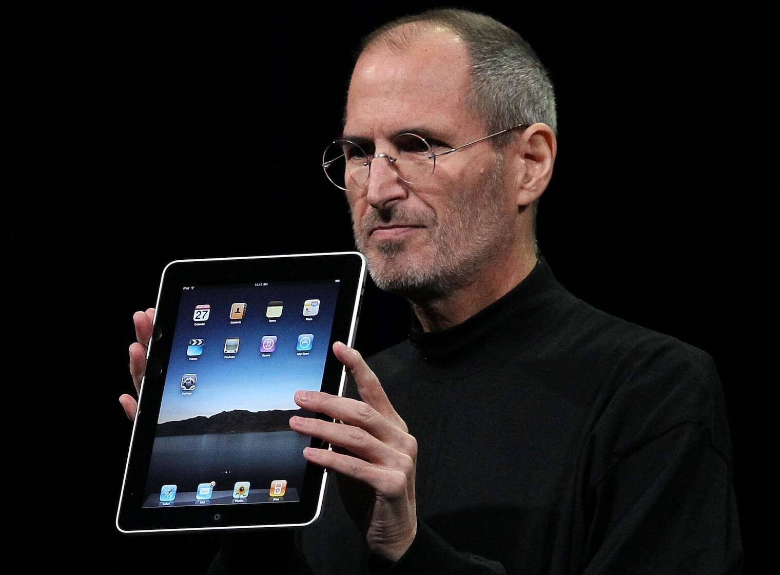 Deset let iPadu. Proč se z revoluční vize Steva Jobse stal propadák?