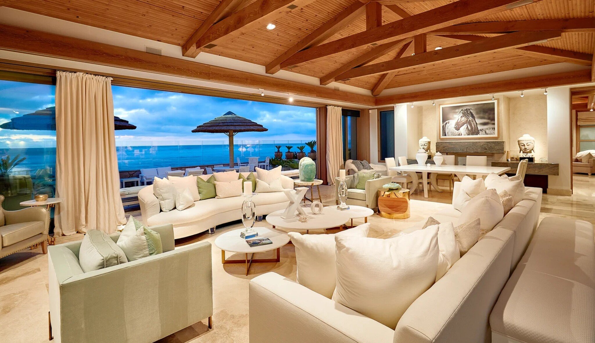 Bill a Melinda Gatesovi koupili plážovou rezidenci za více než miliardu korun