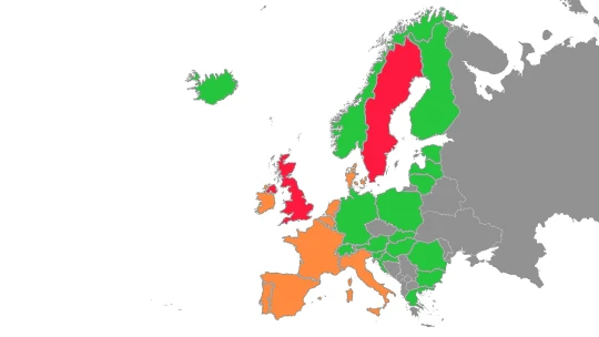 Rozjet se do ciziny, nebo zůstat doma? Hlavní je, že na semaforu už vytrvale nesvítí červená