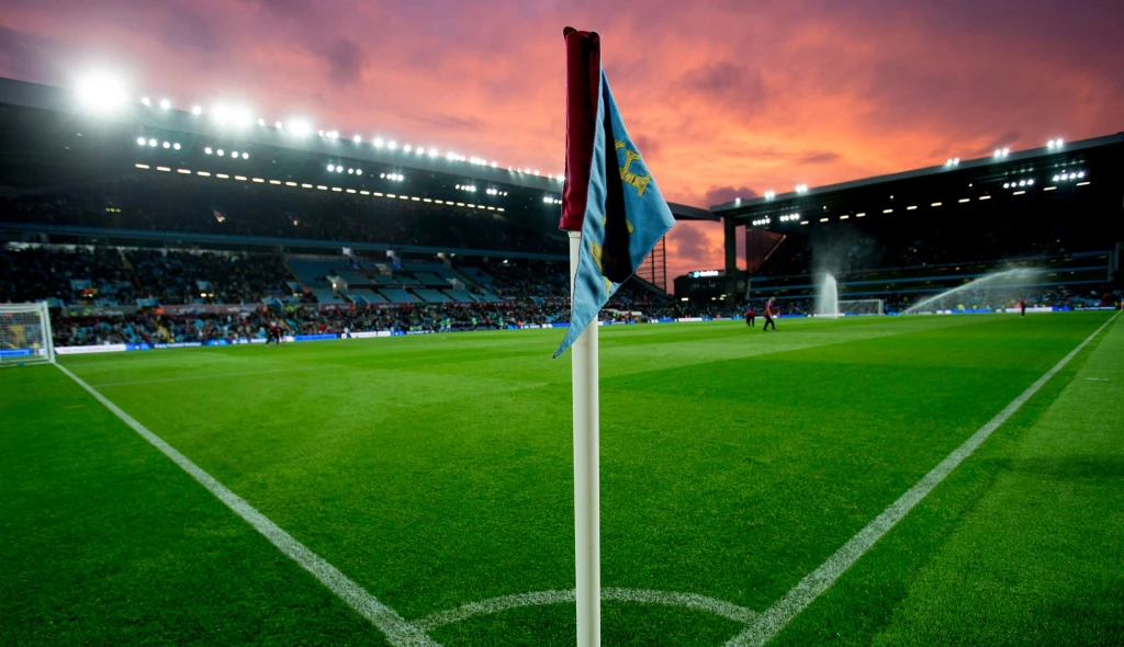 Premier League se po&nbsp;100 dnech pandemické pauzy vrací. Bez diváků a&nbsp;se ztrátami