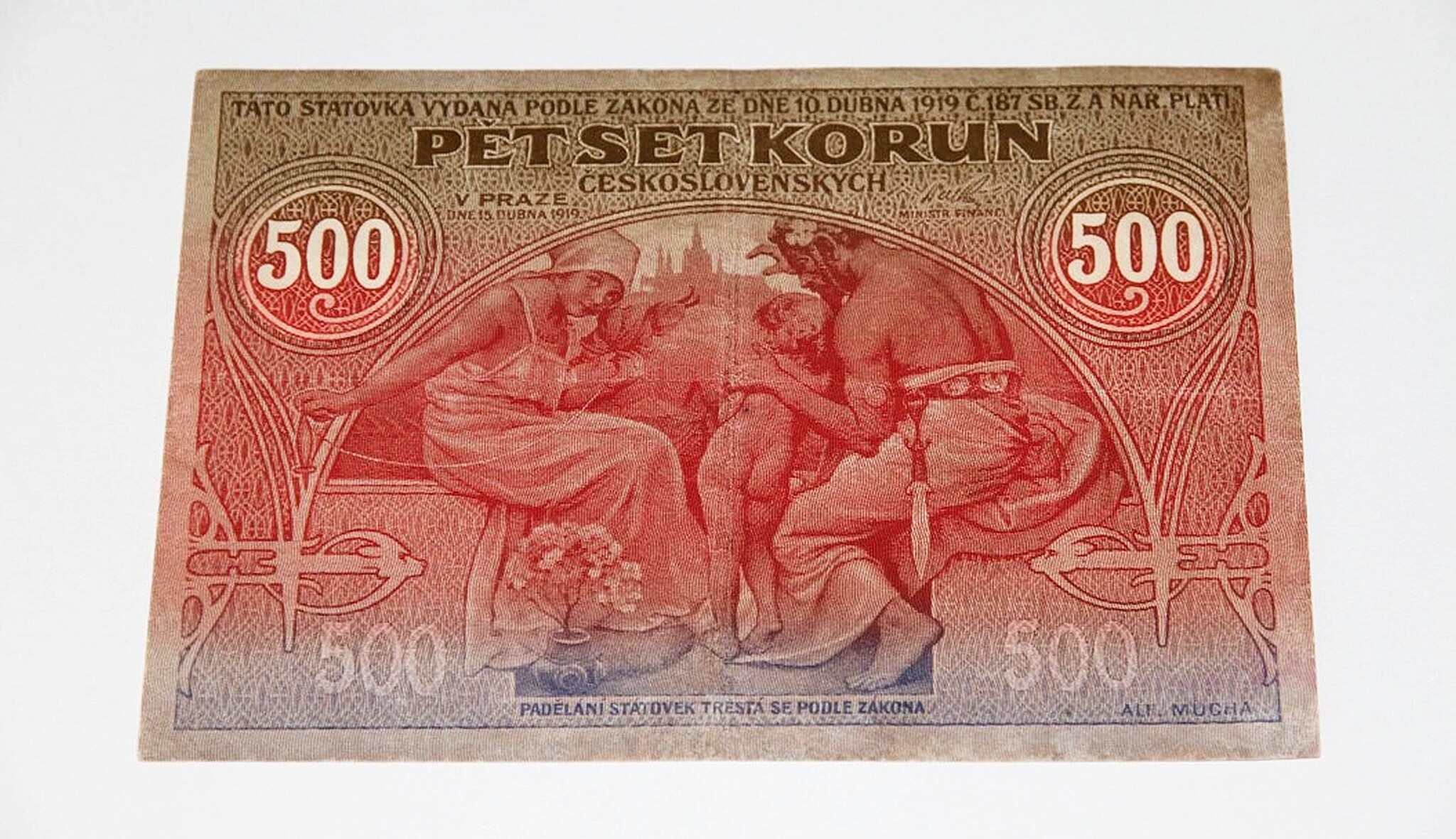 Cena vydražené bankovky se na Aukru poprvé vyhoupla přes milion