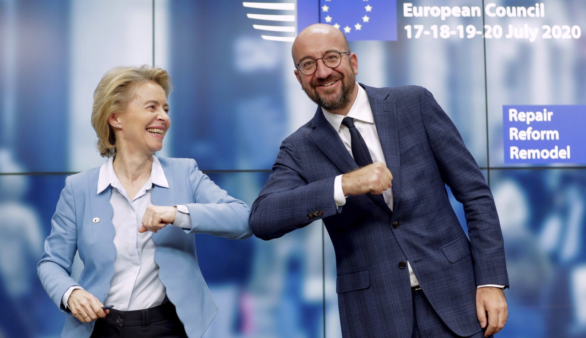 Historický summit EU: téměř bilion korun pro Česko a očekávání vyšších daní